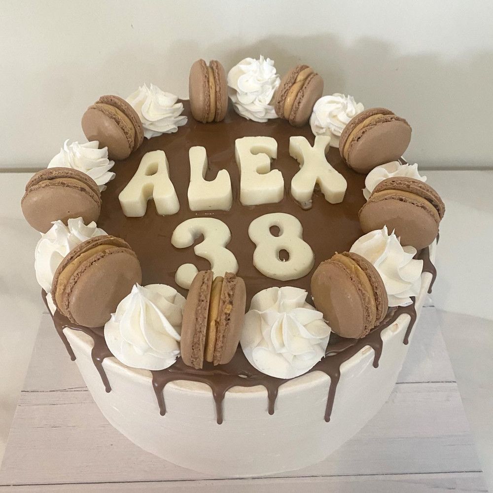 Custom cake 14