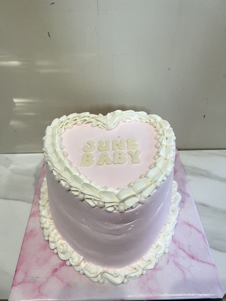 Custom cake 6